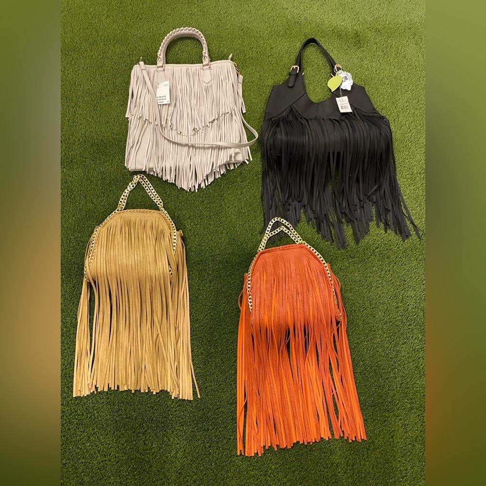 4 Shingle purses